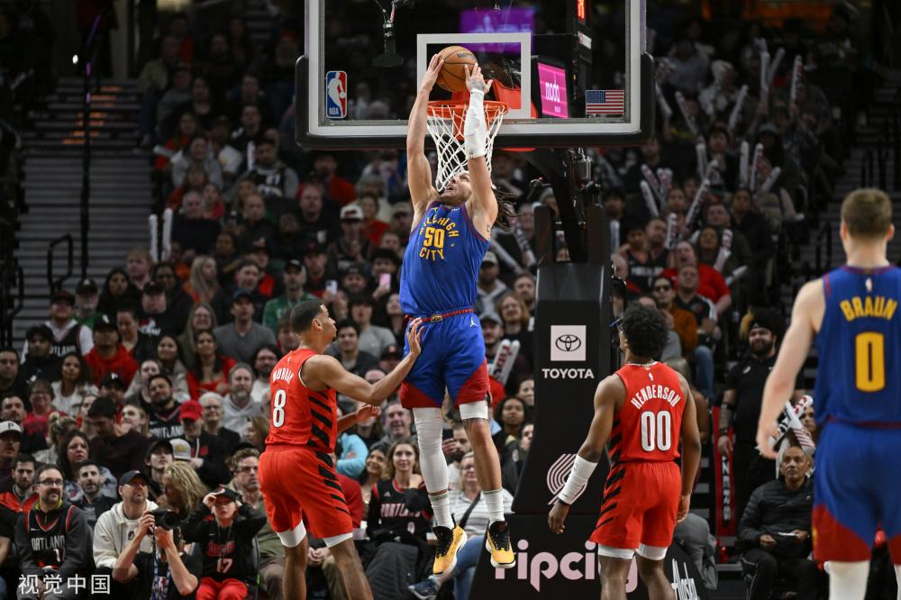 据球员在赛 据球员在赛