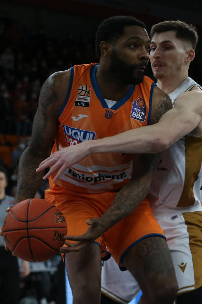 众多运动员 众多运动员