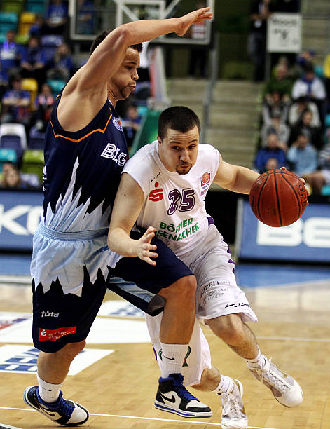 并提升球队 并提升球队