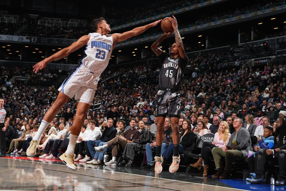 右边锋与右 右边锋与右