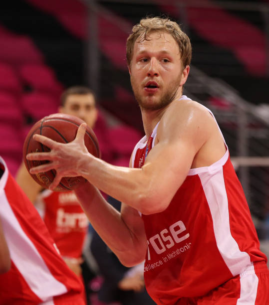 还有数百万 还有数百万